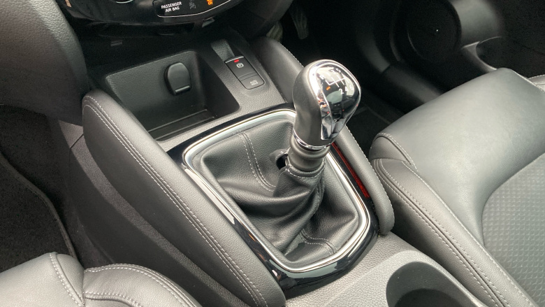 Nissan Qashqai 1.6 DiG-T Tekna 5dr Petrol Hatchback